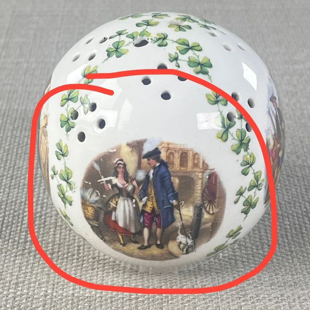 Crovate Potpourri‎ Pomander White Shamrock Vignette Ceramic Sphere Porcelain